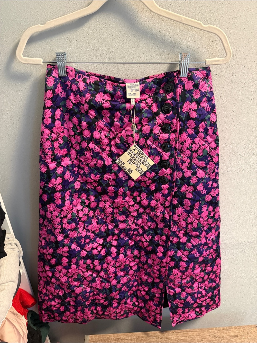 Baum Und Pferdgarten Quilted Button-Front Pink Floral Midi Skirt NWT